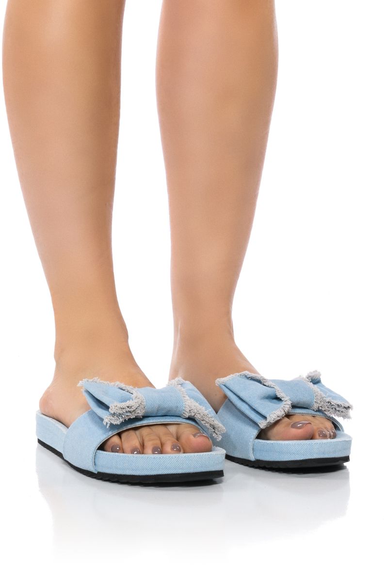 Akira Anai Denim Bow Sandals | Light Blue | Size 6