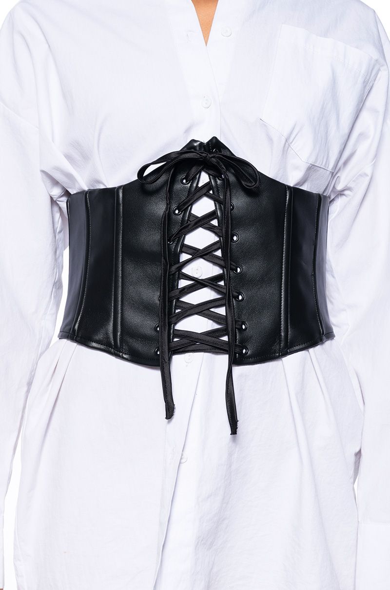 LACED UP UNDERBUST CORSET BELT IN BLACK
