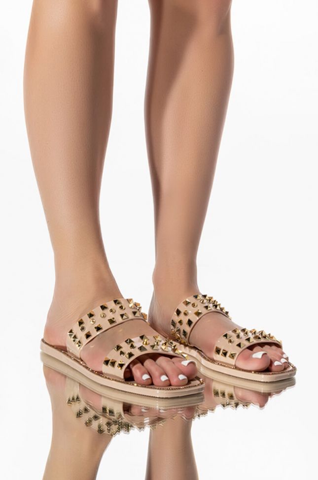 Front View All The Rave Flat Sandal In Nude