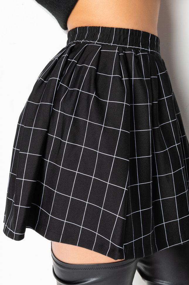 Full View Annie In Paris Grid Pleated Mini Skirt