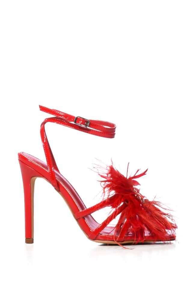 AZALEA WANG ABOVE AND BEYOND FEATHER FLOWER DECOR SANDAL IN RED