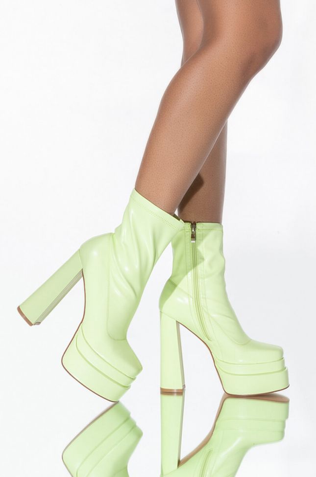 AZALEA WANG CAN'T TIE ME DOWN CHUNKY BOOTIE IN LIME