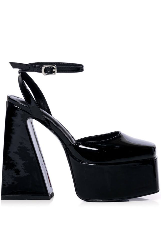 Side View Azalea Wang Clementine Chunky Pump In Black Patent