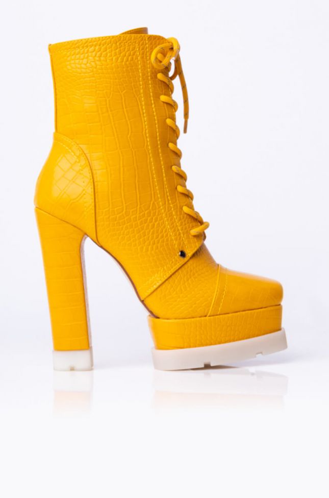 Back View Azalea Wang Dont Call Me Yours Chunky Bootie In Yellow in Yellow