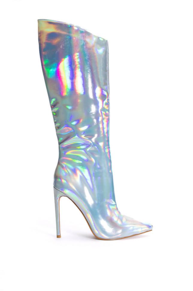 Side View Azalea Wang Dont Wanna Fall In Love Holographic Stiletto Boot In Silver