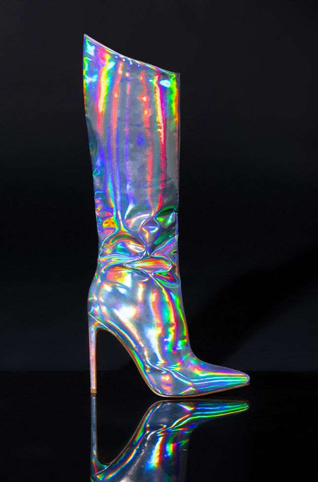 Side View Azalea Wang Dont Wanna Fall In Love Holographic Stiletto Boot In Silver
