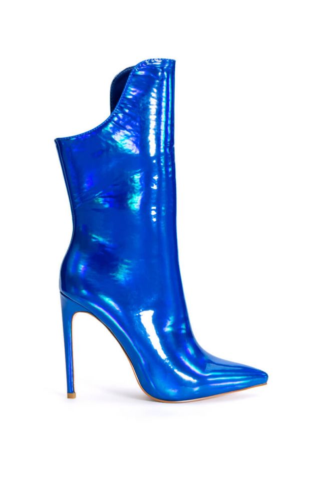 Side View Azalea Wang Halo Holographic Stiletto Bootie In Blue