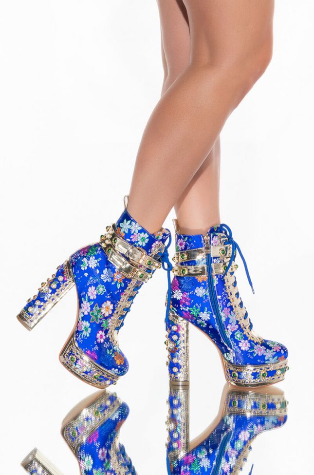 Front View Azalea Wang Heart Tellin Me To Stop Chunky Bootie In Blue