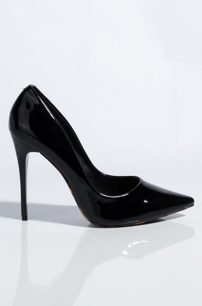Back View Azalea Wang Here To Stay Stiletto Pointed Toe Pump in Black Patent