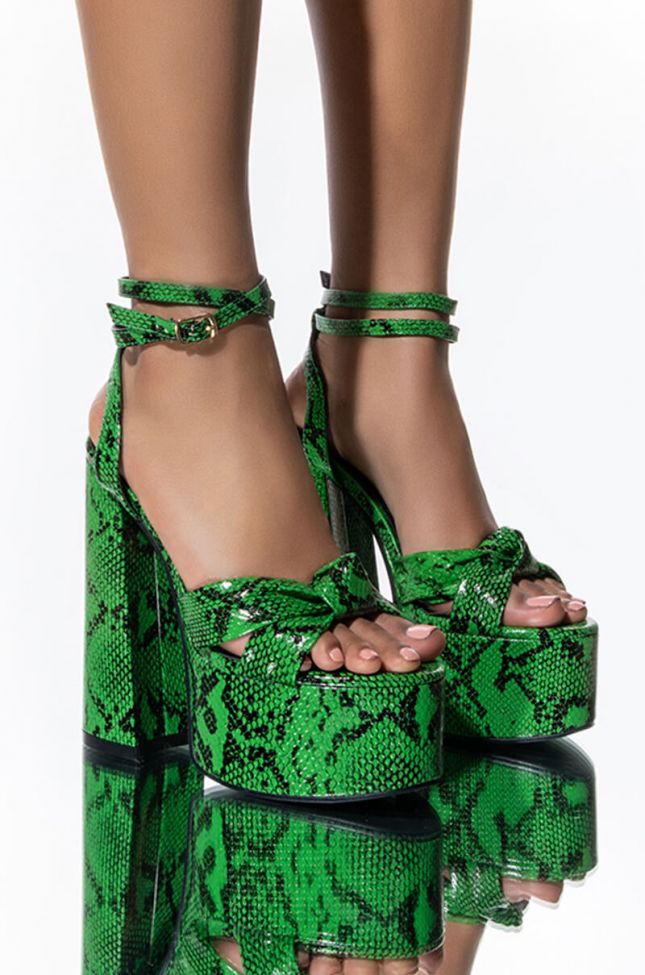 Front View Azalea Wang Jump Right In Chunky Sandal In Snake