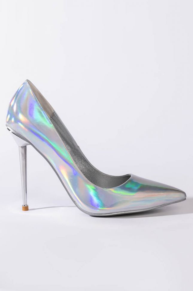 Front View Azalea Wang Off The Grid Stiletto Pump In Silver