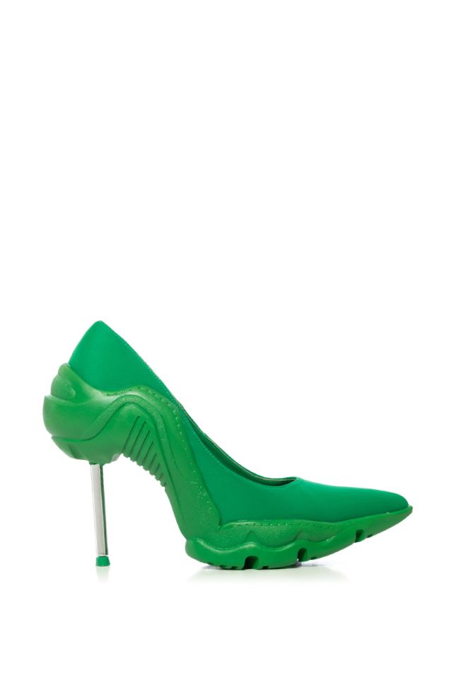 Side View Azalea Wang Off To The Races Futuristic Pump In Green