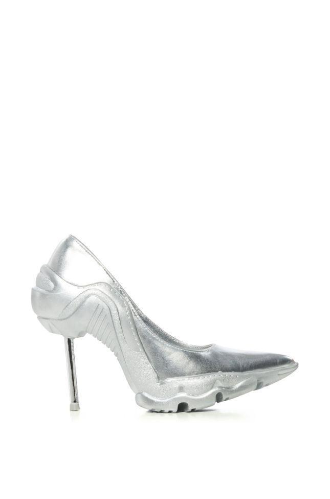 Side View Azalea Wang Off To The Races Futuristic Pump In Silver