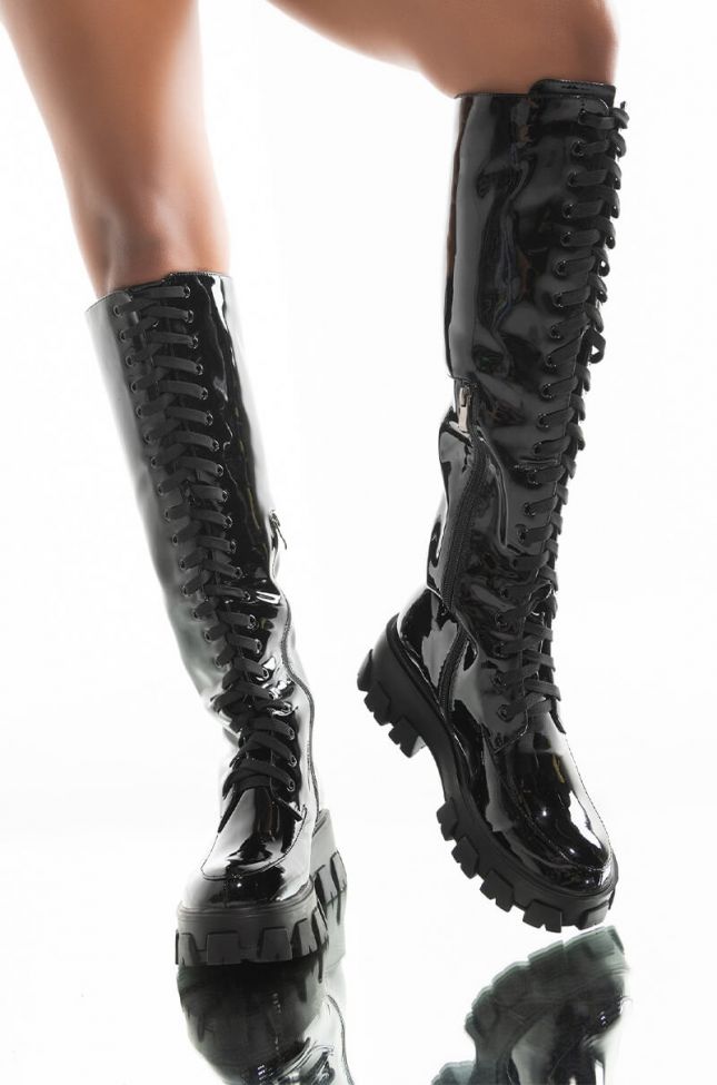 Front View Azalea Wang Put The Blame On Me Flatform Boot In Black