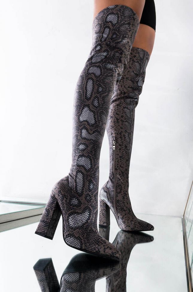 Front View Azalea Wang Real Recognize Real Chunky Heel Boot In Grey Snake in Grey Snake