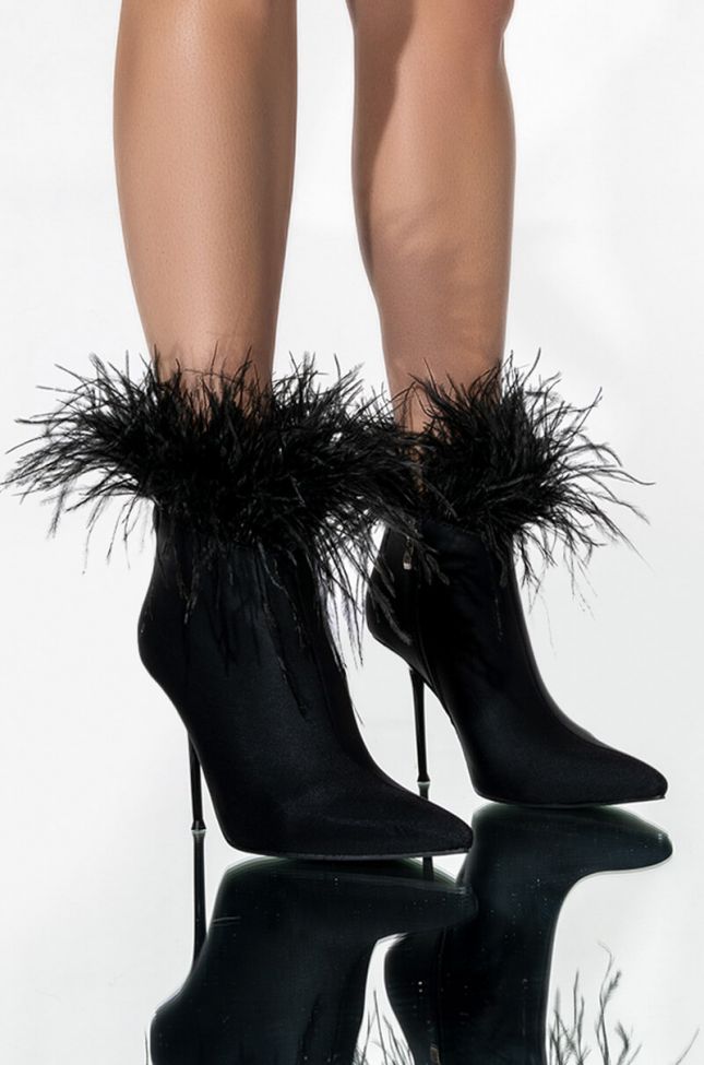 Front View Azalea Wang Ruffle Your Feathers Stiletto Bootie In Black