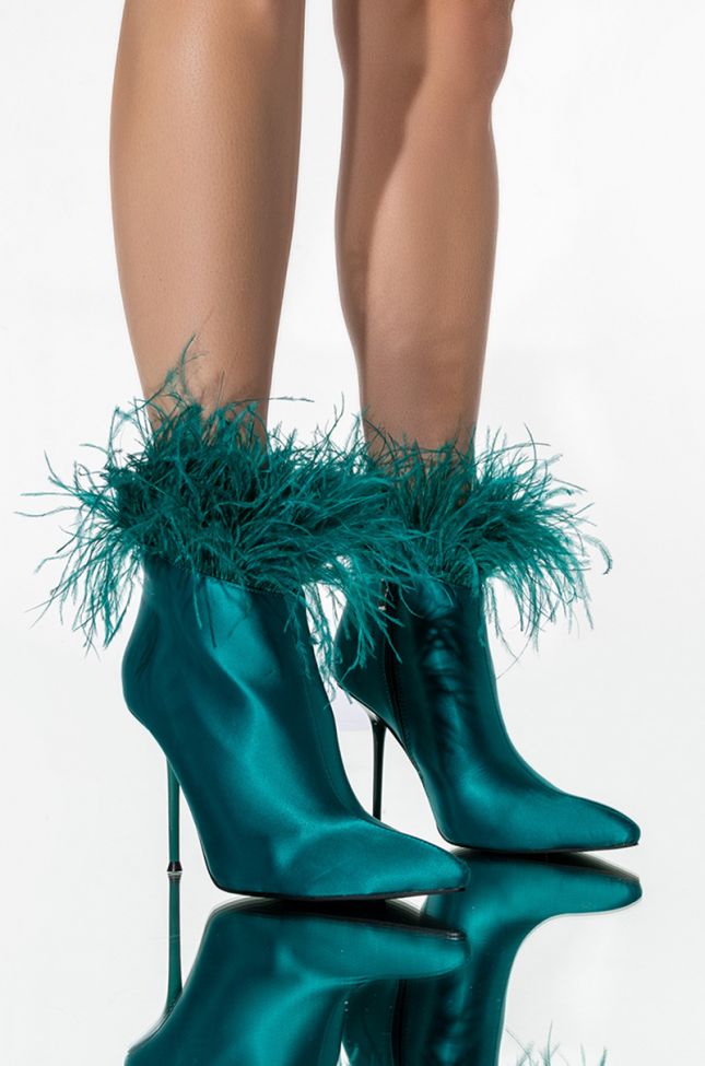 Front View Azalea Wang Ruffle Your Feathers Stiletto Bootie In Green