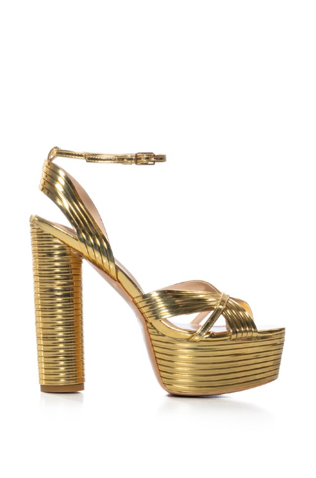 Extra View Azalea Wang Stack It Up Strappy Sexy Chunky Sandal In Gold