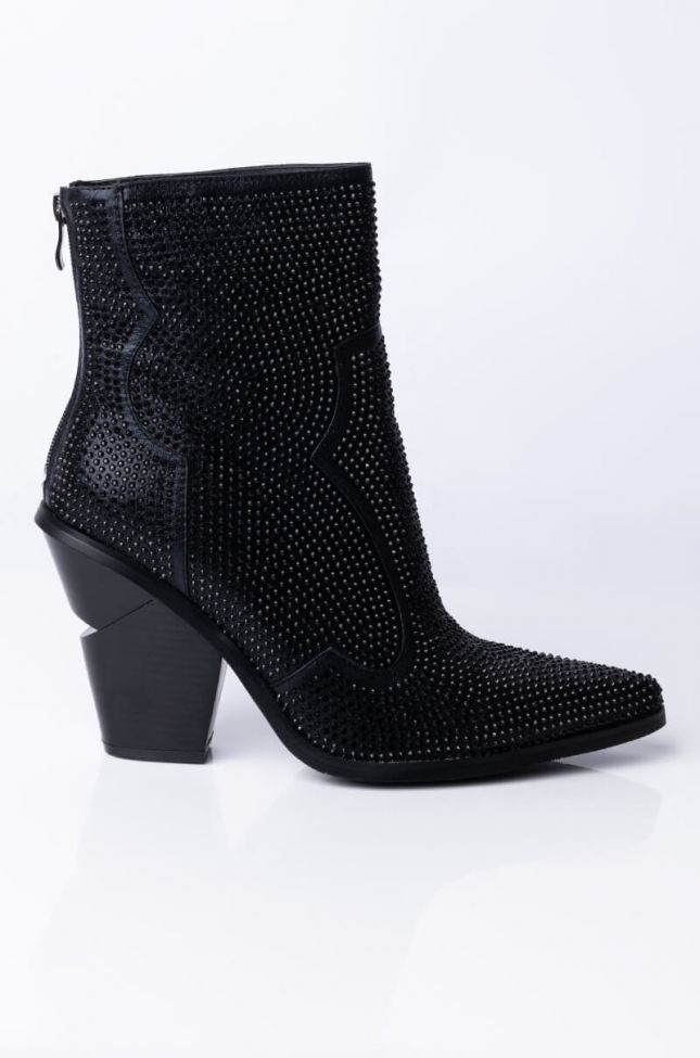 Back View Azalea Wang Why So Serious Chunky Bootie In Black