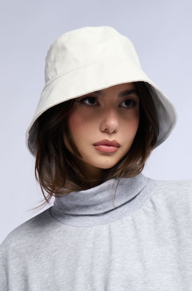 Front View Basic White Pu Hat