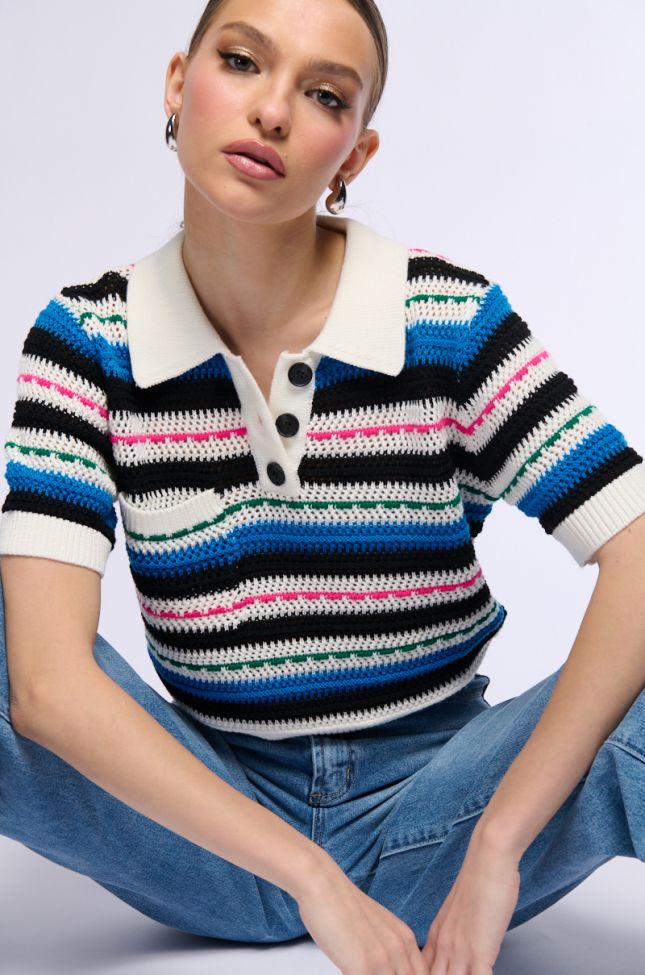 Extra View Bee Stripe Knit Short Sleeve Sweater