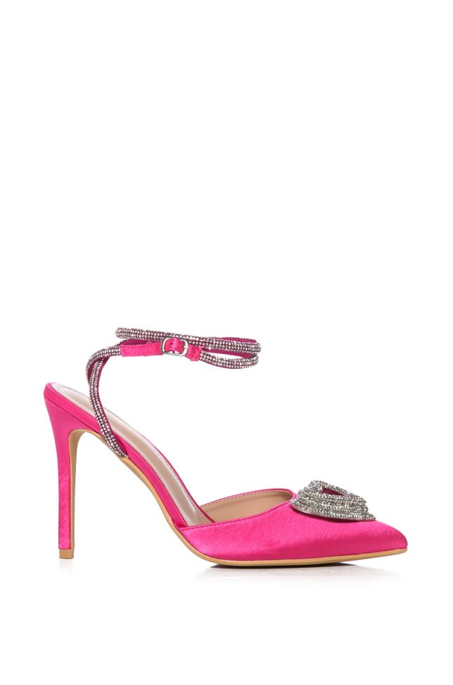 Side View Broken Lines Pink Pump With Heart Embellishment