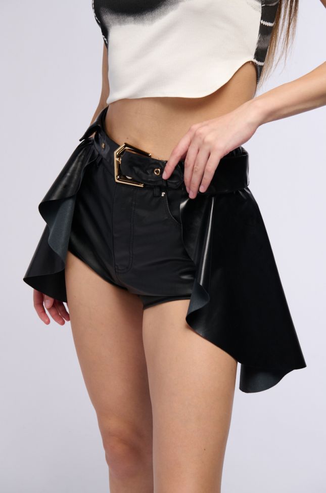Side View Buckle Up Mini Skirt Belt
