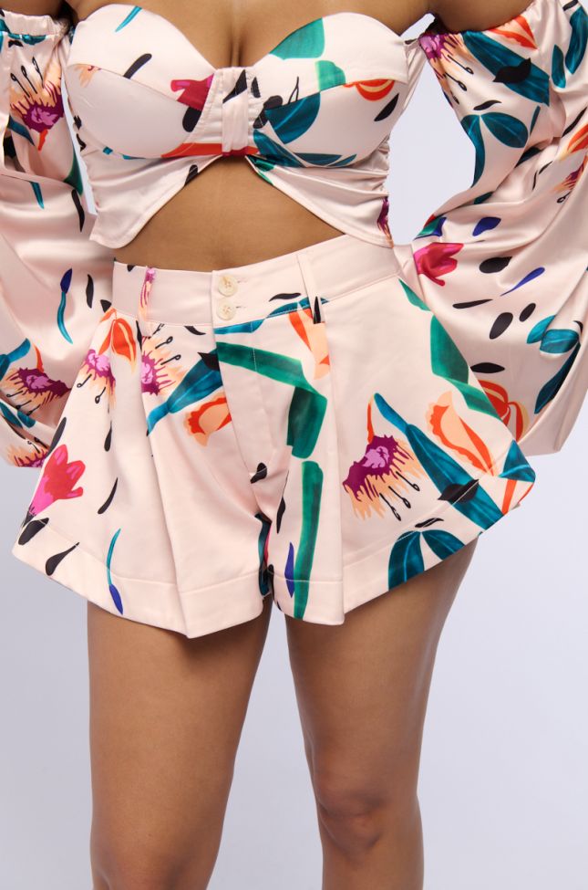 Extra View Candy Rain Shorts
