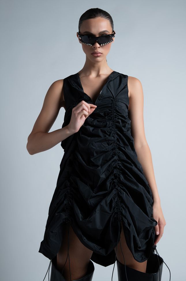 Extra View Chloe Convertible Drawstring Dress In Black