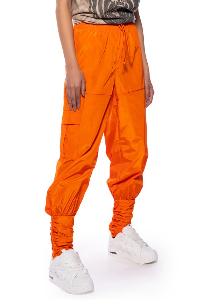 COME AND GET ME NYLON CARGO JOGGER