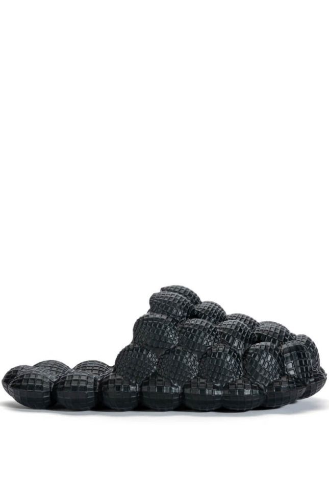 Side View Comfy Girl Chic Black Bubble Slide