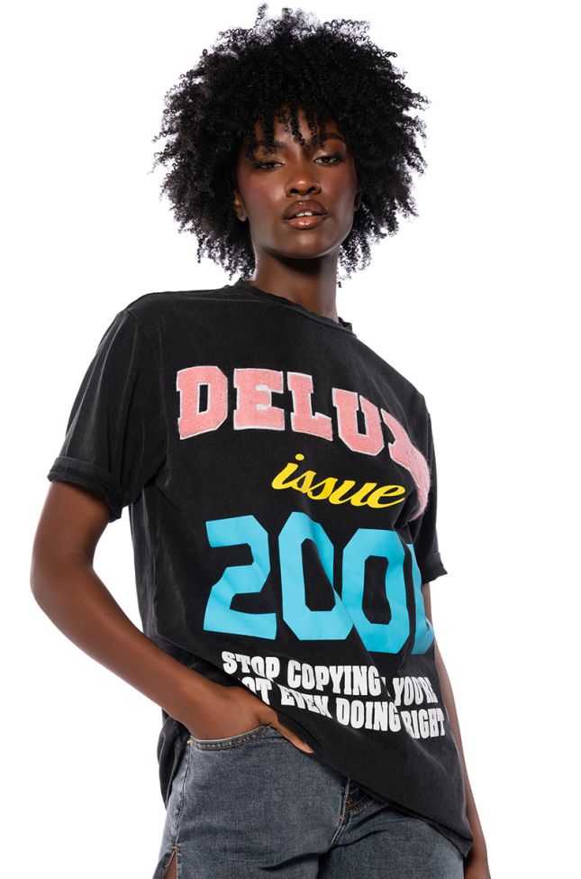 DELUXE ISSUE OVERSIZED GRAPHIC TSHIRT