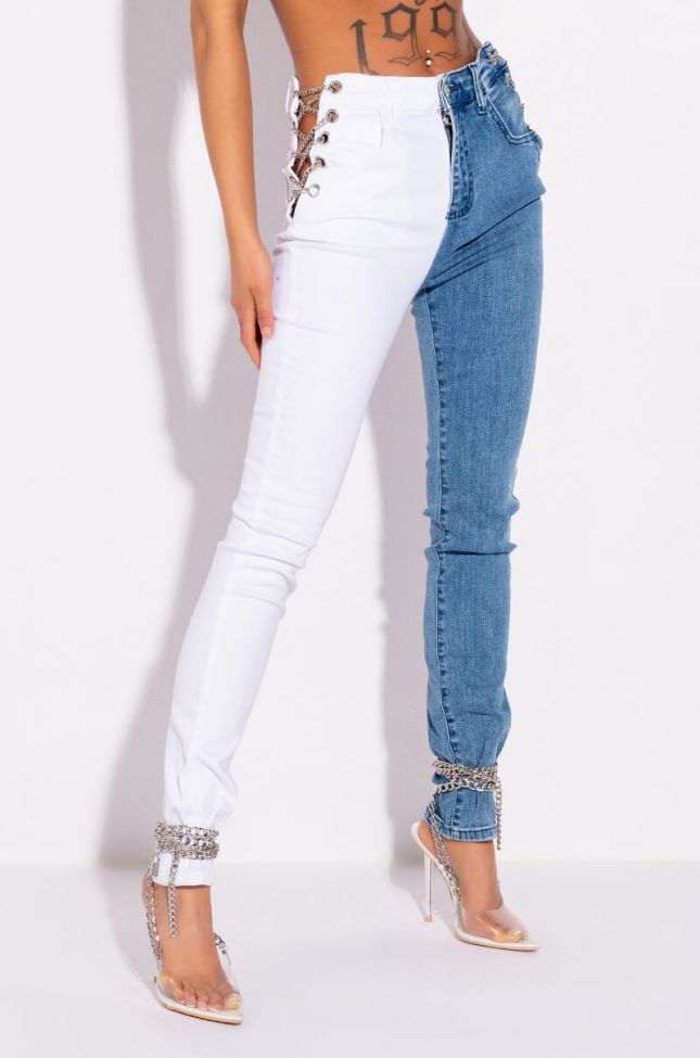 Front View Double Face Chain Skinny Jeans