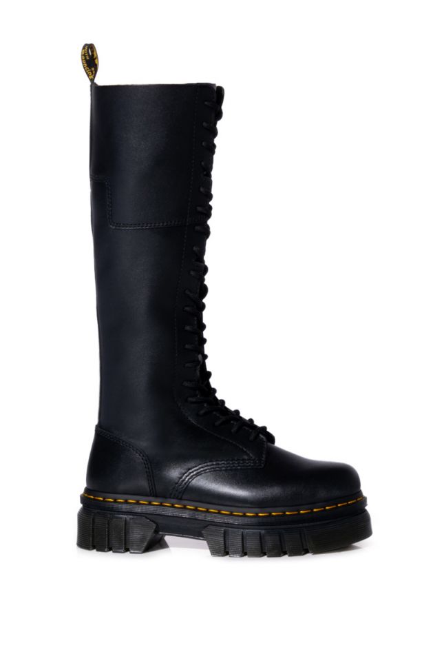 Side View Dr Martens Audrick 20 Eye Boot Nappa Lux