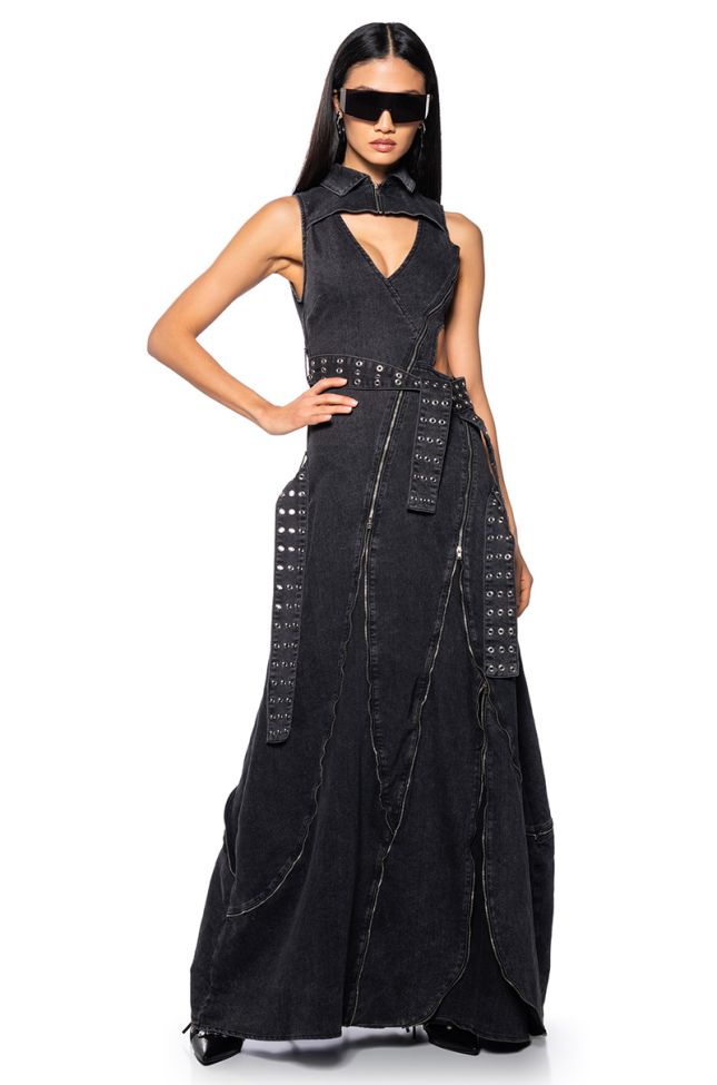 Front View Every Which Way Zipper Maxi Dress