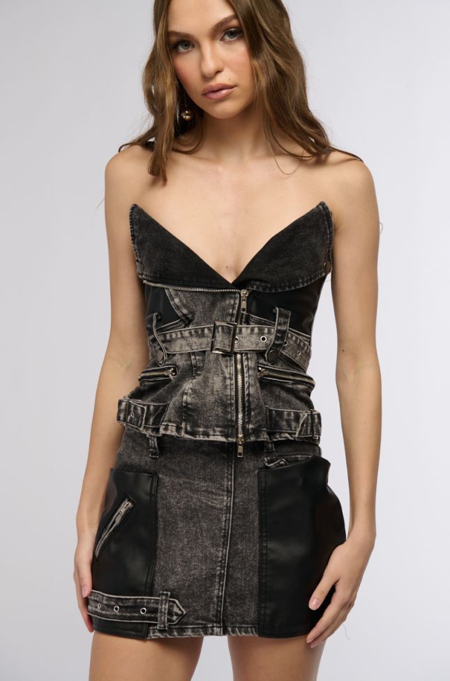 Side View Exclusive Looks Belted Corset Top