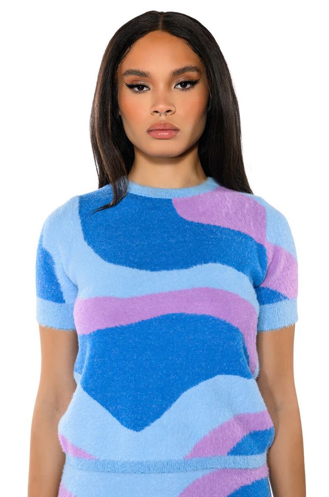 FAR OUT SHORT SLEEVE SWEATER