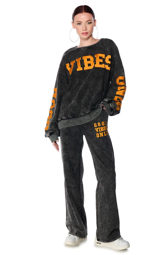 Side View Good Vibes Only Mineral Wash Jogger