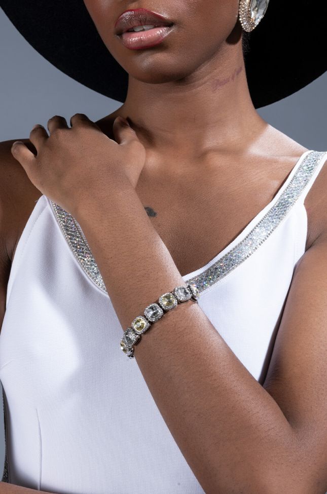 Front View High End Tings Rhinestone Link Bracelet
