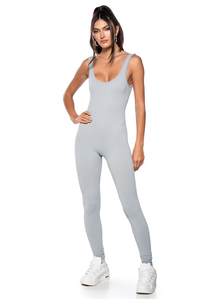 Front View Hot Girl Walk Sleeveless Catsuit In Grey