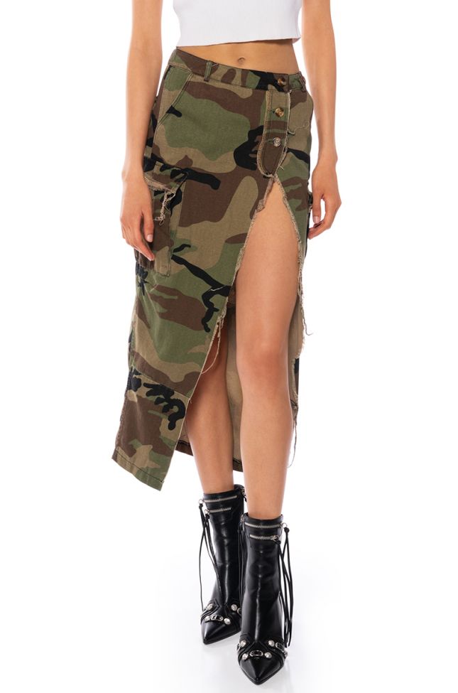 Side View Invincible Camo Cargo Midi Skirt With High Slit
