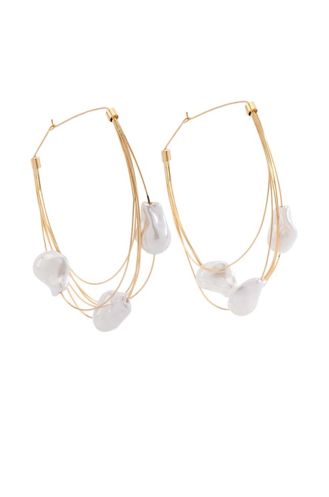 Back View Its A Trend Pearl Statement Hoops