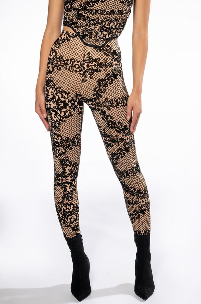 Front View Lace Luxe Legging