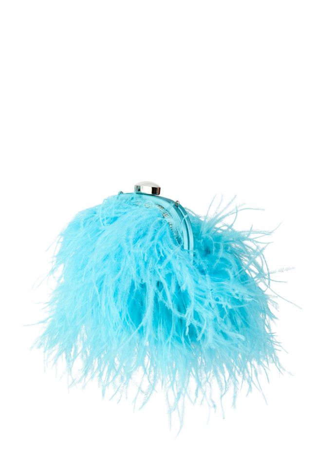 LISSANDRA FEATHER CLUTCH BAG IN BLUE