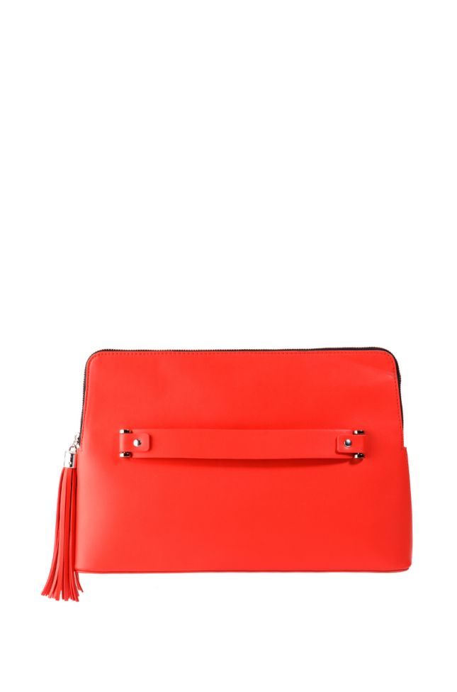LONDON CALLING FAUX LEATHER CLUTCH IN RED