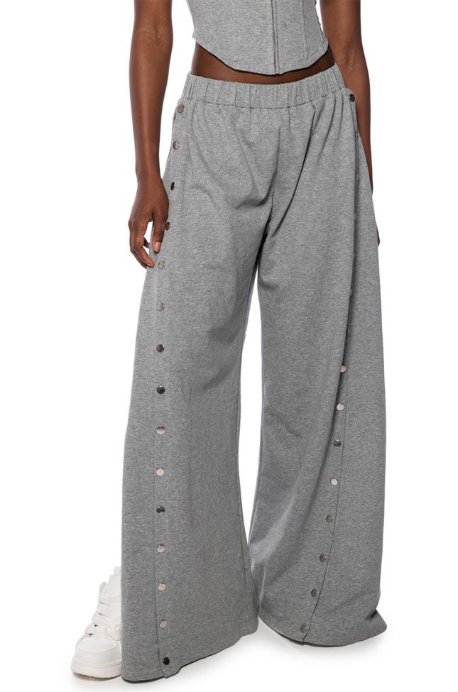 Front View Londyn Snap Sides Sweatpant
