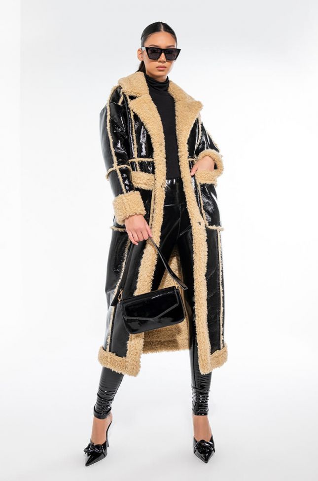 Front View Long Patent Trench Coat With Fur Trim