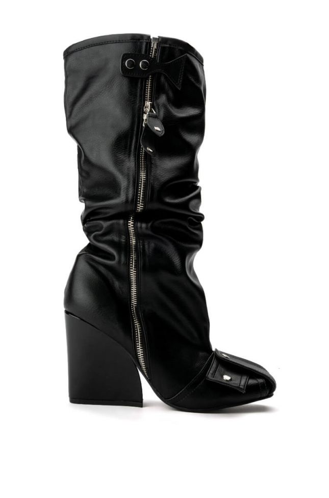 Back View Luxe In Love Knee High Chunky Boot In Black