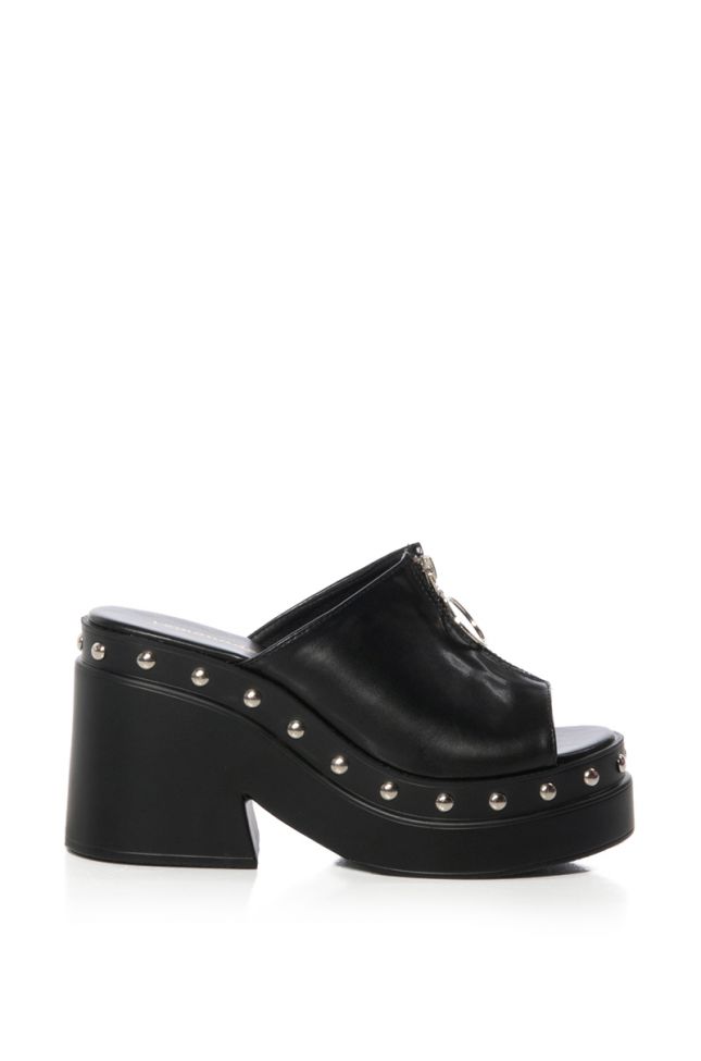 MAIN ATTRACTION CHUNKY PLATFORM MULE IN BLACK