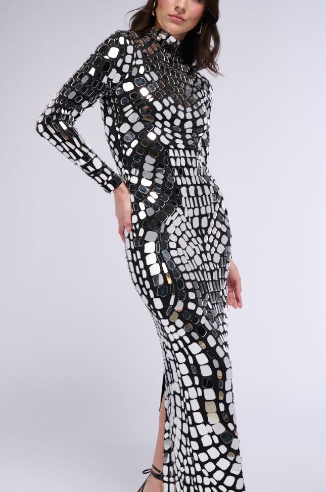 Extra View Mirror Mirror Embellished Long Sleeve Maxi Dress